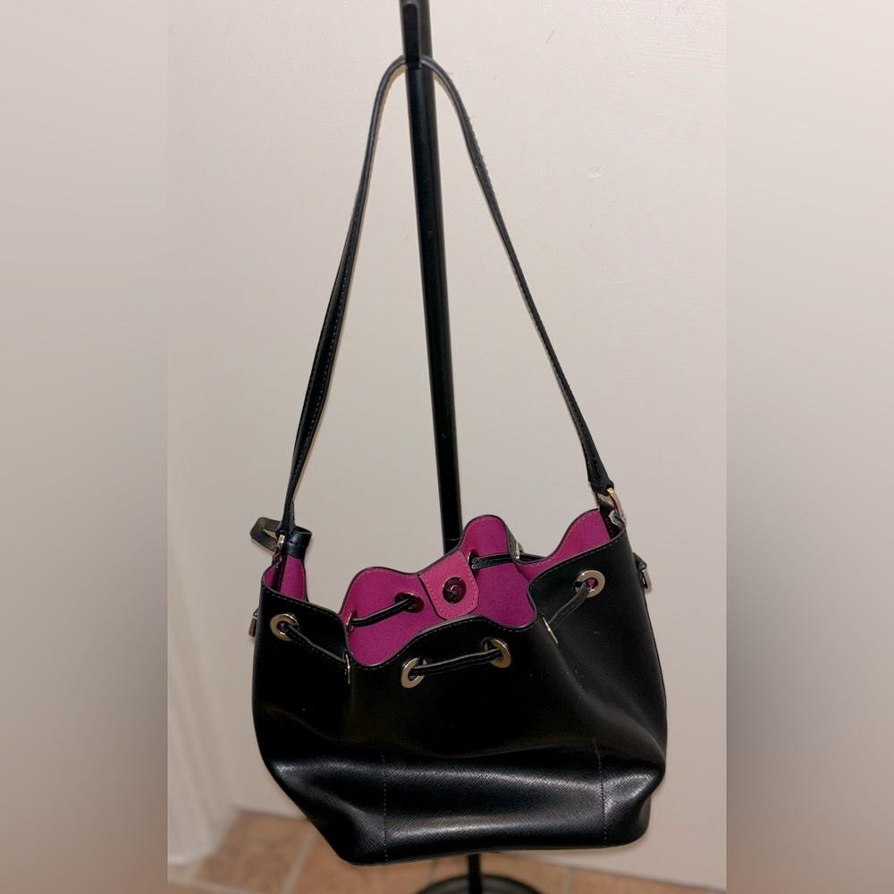 Michael Kors ,Greenwich Medium Bucket Leather Bag